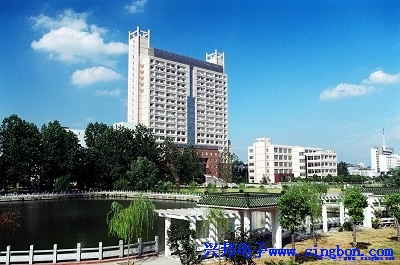 武漢理工大學(xué)馬房山分校IC卡水控管理系統(tǒng)。